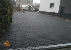 Elegancki podjazd brukowany kostką betonową, rybnik
